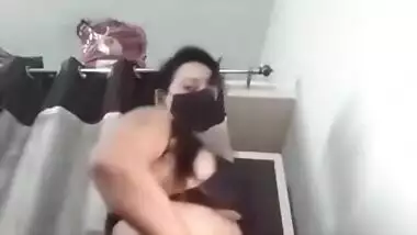 Today Exclusive- Sexy Bhabhi Showing Her Boobs And Ass On Cam Show Part 1