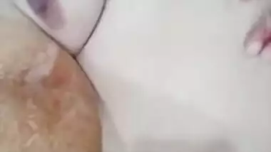 Hot sexy Paki girl showing her nude body