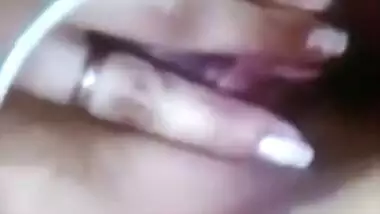 Sexy Desi girl Showing Her Boobs and Pussy on Video Call