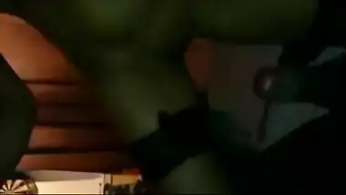 Mumbai college girlfriend gives sensual blowjob to BF