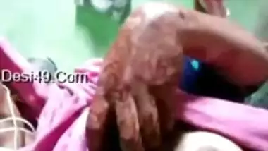 Showing her pussy to lover
