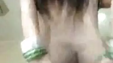 Horny Desi Wife Selfie Nude MMS video shot for secret lover