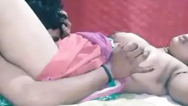 Desi bhabi pussy licking by husband