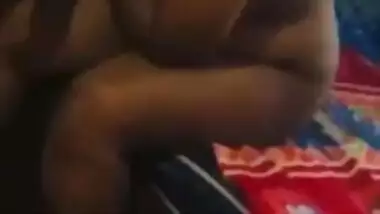 Amateur clip of eccentric Desi slut who gives a XXX blowjob at home