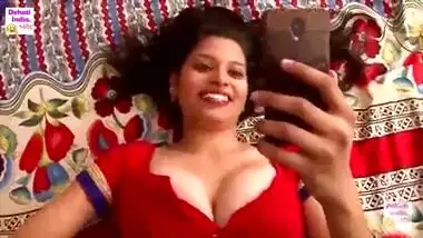 Xxxsabeta Bhabhi - Savita Bhabhi Stripping Her Hot Red Saree indian porn mov