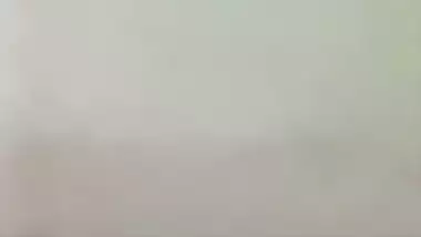 Huge boobs MILF naked in the bathroom viral MMS