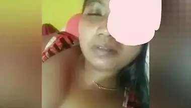 Indian babe is proud of XXX boobs so she exposes them and licks nipple
