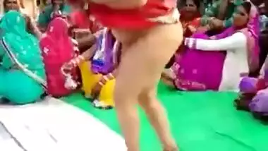 Punjabi Bhabhi Strip Dance Hot Boobs ASS Show