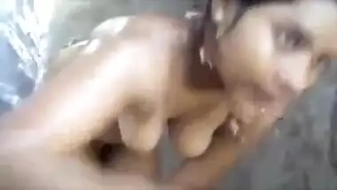 Desi Bihari Bhabhi Record her bathing Video For Lover