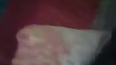 Dehati cum-hole porn clip of Dehati bhabhi exposing her pussy