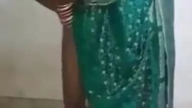 Marriage Honeymoon First time Sex .mp4