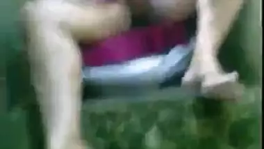 Desi Housewife Showing Pussy