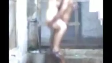 Bhabhi devar having an open shower sex