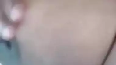 Desi mom masturbates for fans and demonstrates who big her breasts are