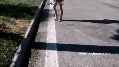 Nri Indian girlfriend flashing ass in public place - DesiPapa.com