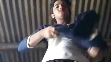 Village teen girl lifts her Top Boobs show