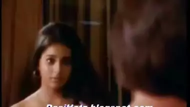 Indian teen masala actress and sexy bikini model namitha kapoor hot ne