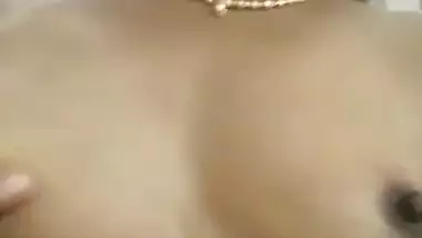 Marathi pussy show MMS video looks sedative