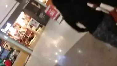 Desi hot teen ass in mall