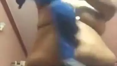 Desi aunty strip show / Babe punjabi xxx com