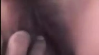Lucky indian Guy got lovely blowjob with her GF