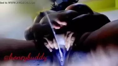 Horny Indian Milf Honey Bhabi Having Orgasm while Pissing