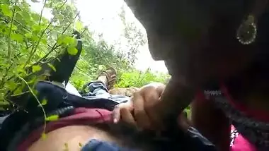 Hot Mallu Girl’s Erotic Outdoor Sex Clip With Friend’s Lover
