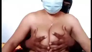 Hari Mantra Real Blue Film Sex Cinema - Desi Ishu Srilankan Aunty Boobs Massage indian porn mov