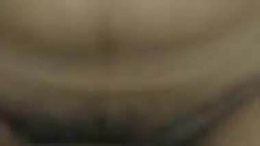 Man sucks boobs and enjoys his GF’s desi chudai