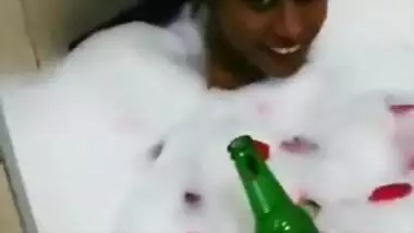 Desi Hot Cute Girl 4 Videos Lacked Part 2