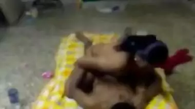 Tharki hot bhabhi fucking her hubby riding on...
