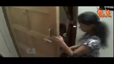 Bollywood b-grade actress masala hot scene