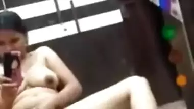 Desi Horny housewife moaning sex act on cam