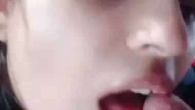 College girl sucks a big dick in desi mms sex