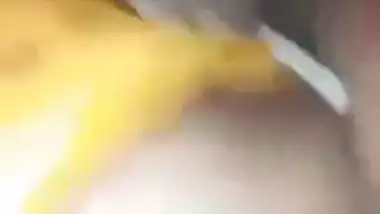 Desi girl solo XXX video where she takes boobs and pussy to light