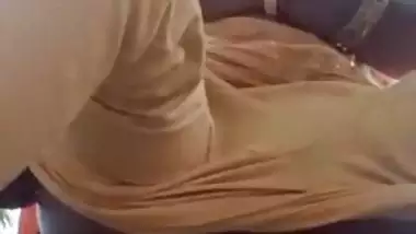 Nude lady from Kerala masturbates outdoors in a garden