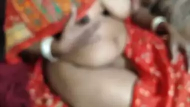 Big Naturals In Indian Desi Bhabhi Show Her Boobs Ass And Pussy 16