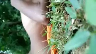 Wicked Desi lovely is fucked by XXX partner on the green grass MMS