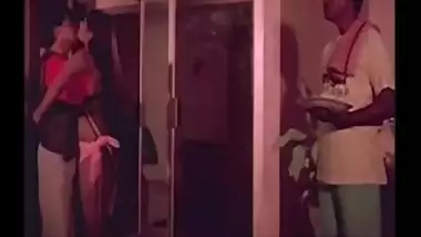 Busty Malyali babe has an affair with her driver