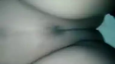 Chubby Bhopal house wife enjoys foreplay before oral sex