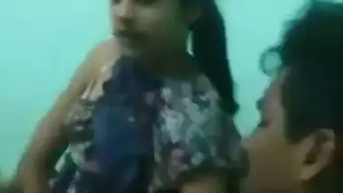 GF gives a handjob and makes her BF cum in desi fuck
