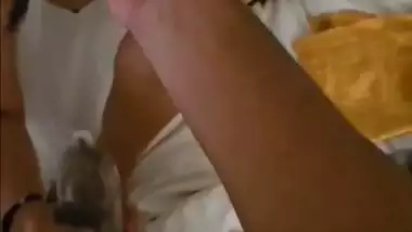 Slut girl sucking condom dick of client desi mms HD