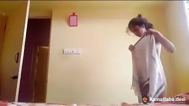 Teen sex video of a 21-year-old guy fucking 18-year-old GF