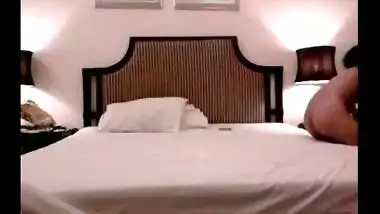 Home sex session of amateur Bengaluru couple