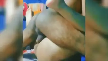 Neelam Ko Kutiya Ki Tarah Choda Aur Chut Me Hi Nikala