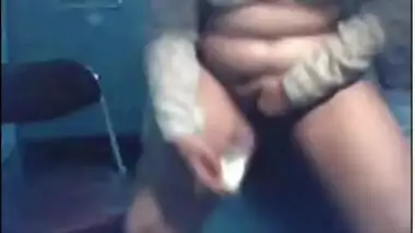 Indian women on webcam