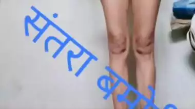 Hot Dehati chick poses for the cam showing her smooth Desi XXX pussy