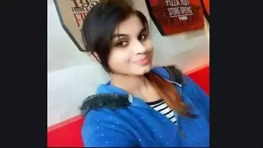 Sex Video Of Bihari Chick And Lover Recorded In Hotel Room
