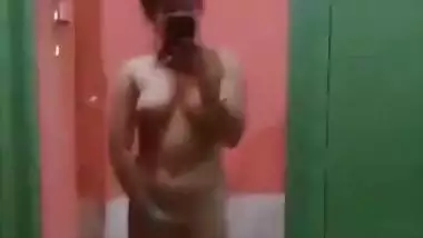 Sexy Desi Girl Removing Saree And Showing For Lover