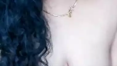 Hotniharika Naked Solo Show